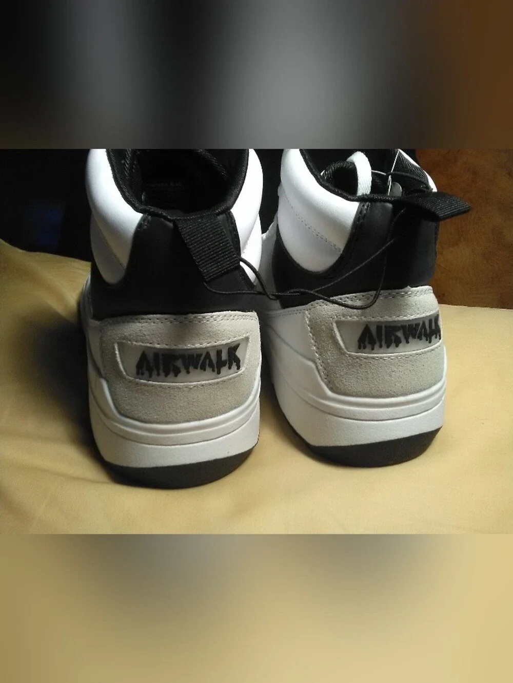 Airwalk high top